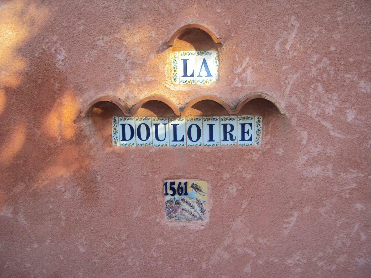 B&B La Douloire Перн-ле-Фонтен Екстер'єр фото